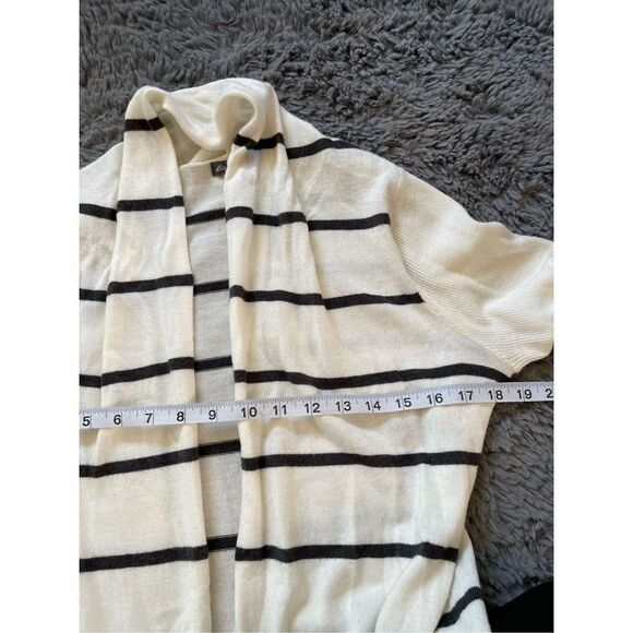 Eddie Bauer wool striped cardigan size x small - Picture 4 of 6